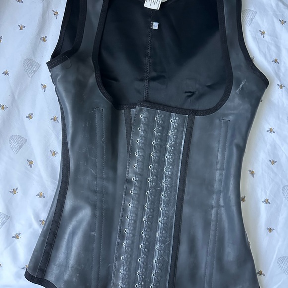 Speedo Women's Black Corset Top - Picture 1 of 5